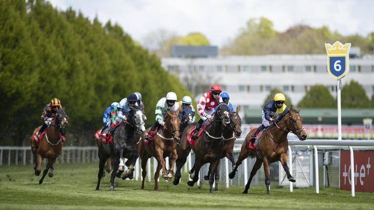 Horse racing at Chester